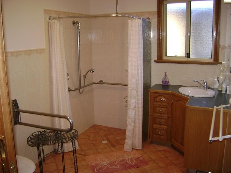 10 Cowell Rd, Cleve SA 5640