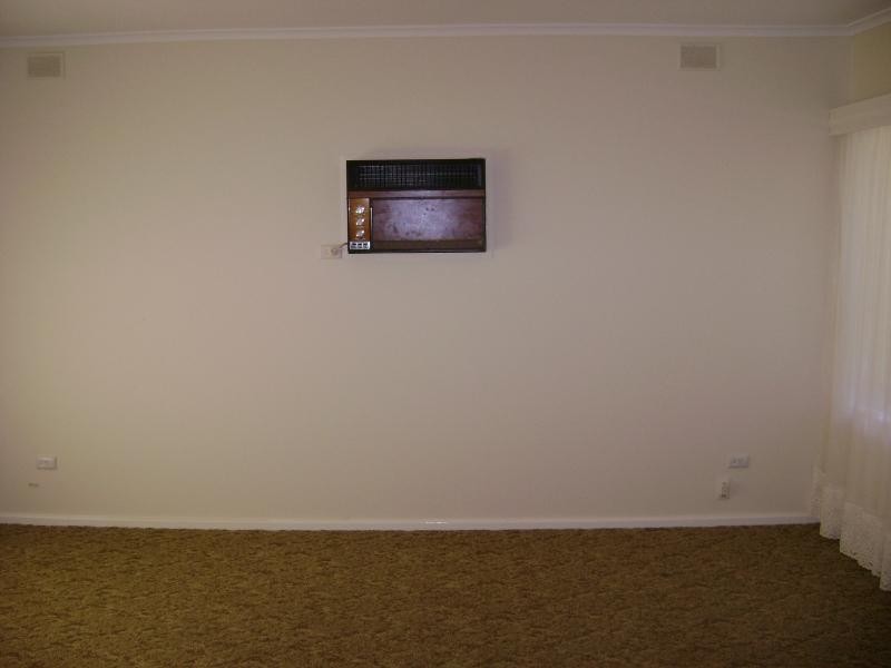 1 Fourth Street, Cleve SA 5640