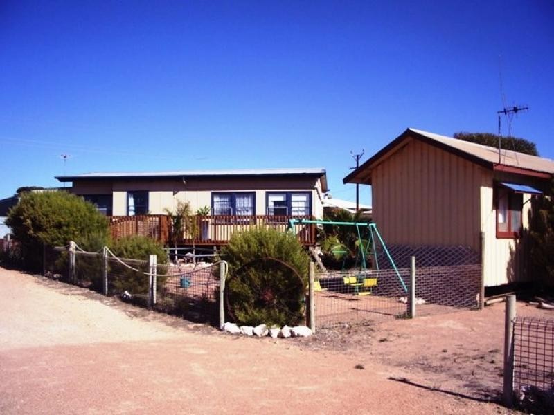 2 Butler Street Denial Bay, Ceduna SA 5690