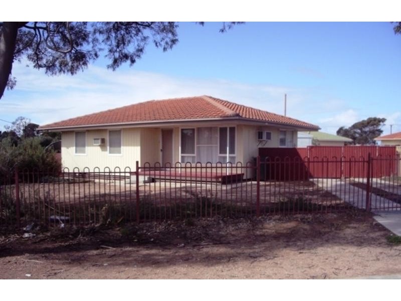 4 HANDTKE DRIVE, Ceduna SA 5690