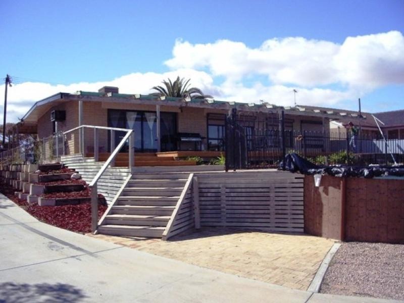 8 May Crescent, Ceduna SA 5690