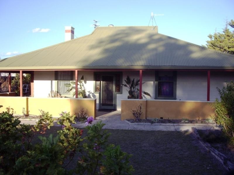 78 Poynton Street, Ceduna SA 5690