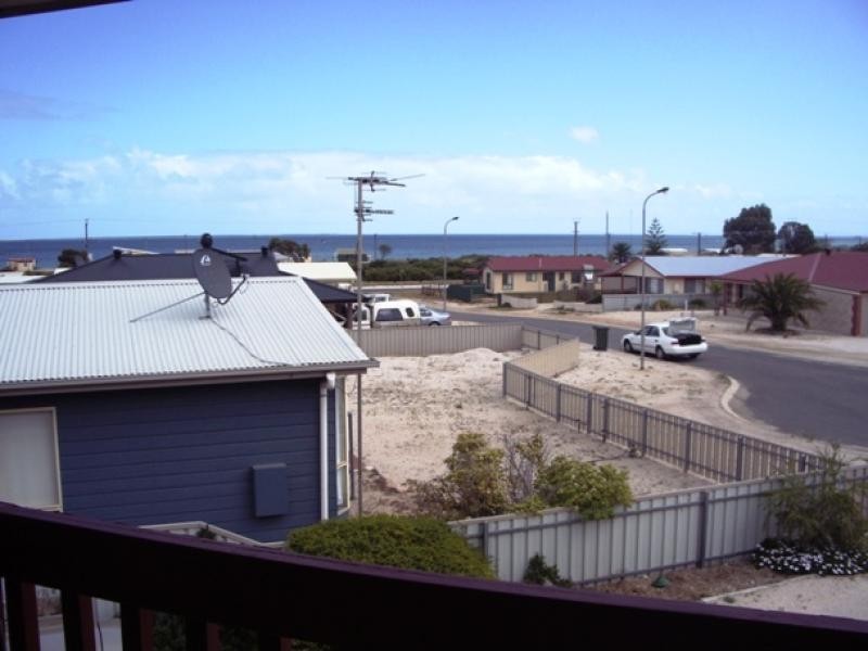 8 Crocker Court, Smoky Bay SA 5680