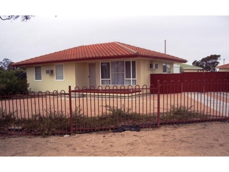 4 Handtke Drive, Ceduna SA 5690