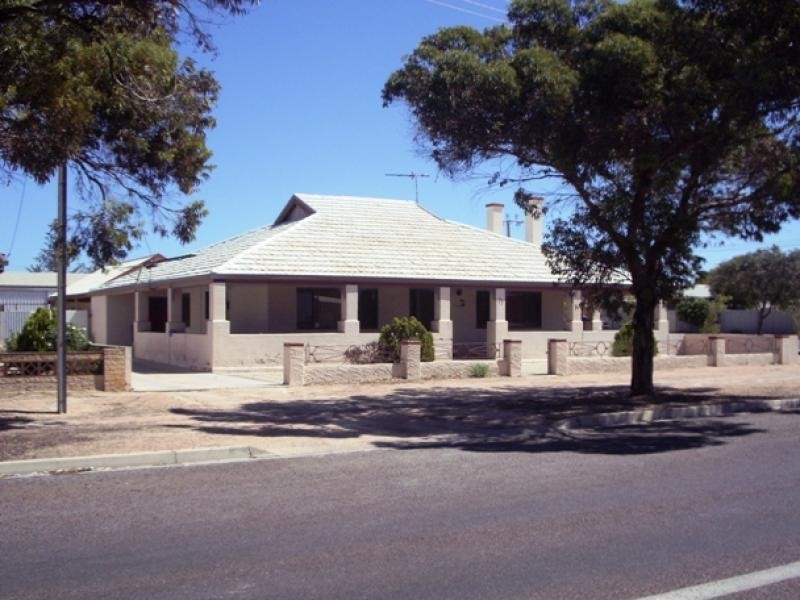 77 Thevenard Road Thevenard, Ceduna SA 5690