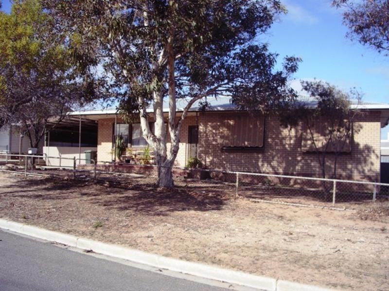 4 Tonkin Street, Ceduna SA 5690