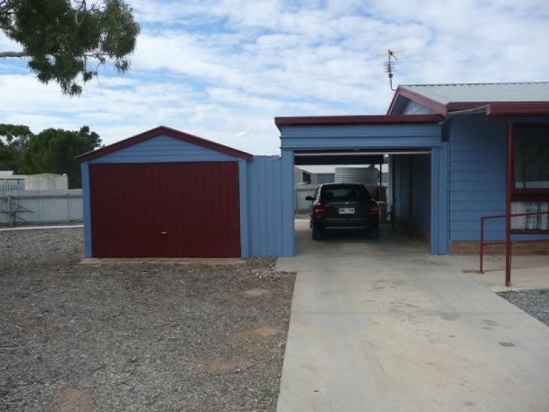 16 Murat Terrace, Ceduna SA 5690