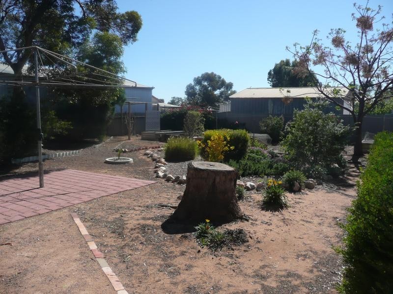 17 Lambeff Street, Ceduna SA 5690