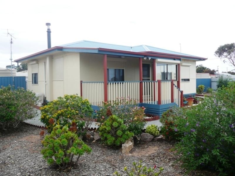 10 Poynton Street, Ceduna SA 5690