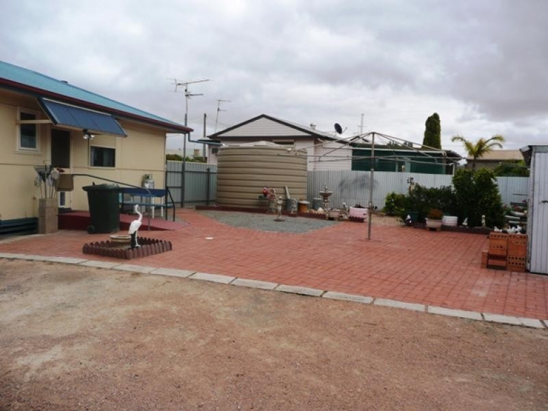 10 Poynton Street, Ceduna SA 5690