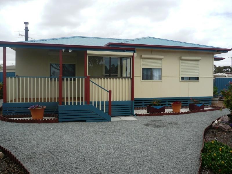 10 Poynton Street, Ceduna SA 5690