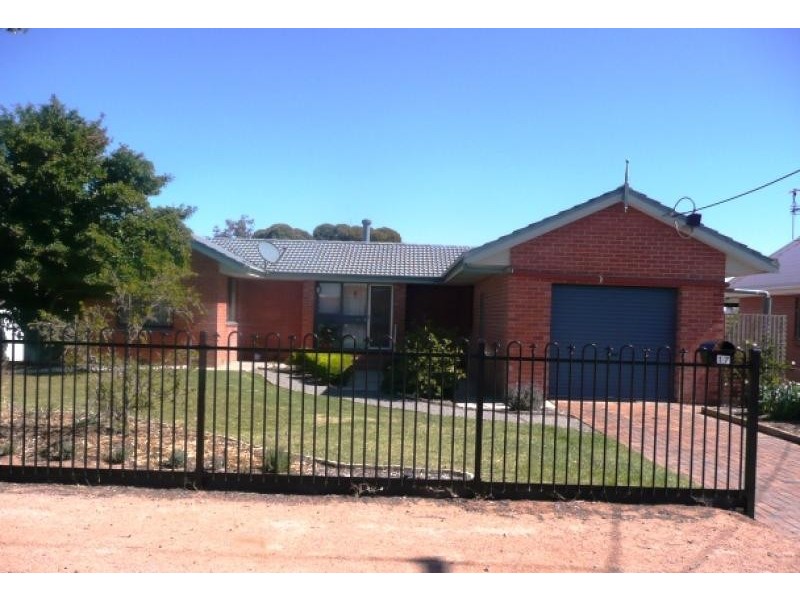 17 Lambeff Street, Ceduna SA 5690