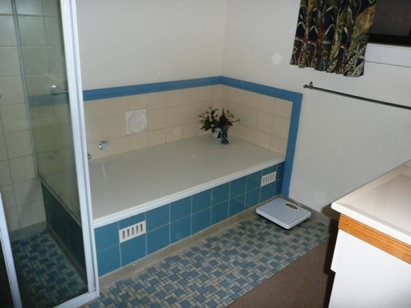 17 Lambeff Street, Ceduna SA 5690