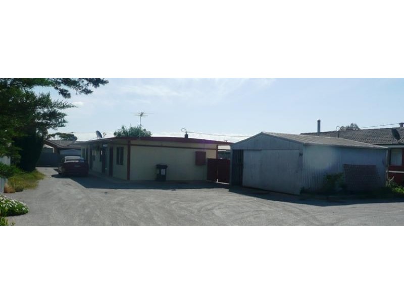 Unit 2/3 Lambeff Street, Ceduna SA 5690