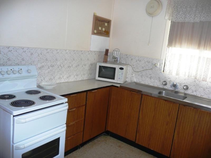 Unit 2/3 Lambeff Street, Ceduna SA 5690