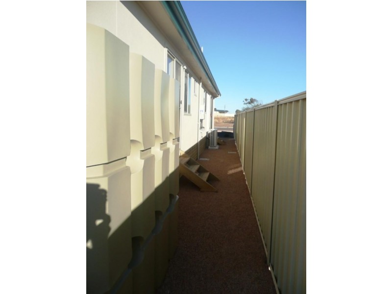 11 Chandler Crescent, Ceduna SA 5690