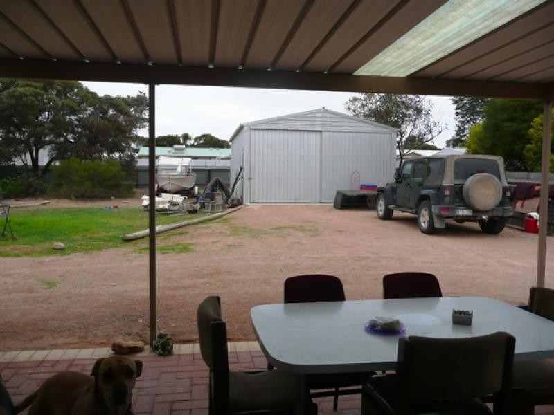 24 Will Street Thevenard, Ceduna SA 5690