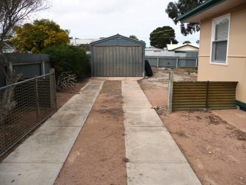 8 Tonkin Street, Ceduna SA 5690