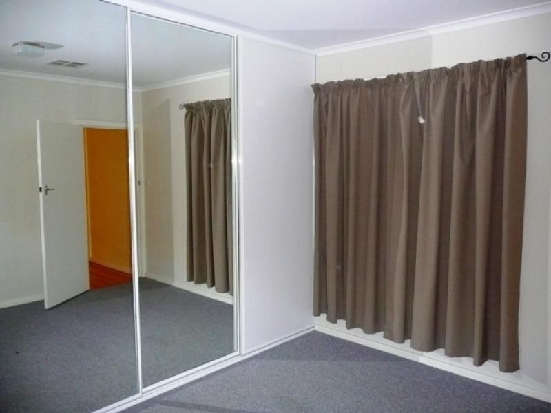 9 Lambeff Street, Ceduna SA 5690