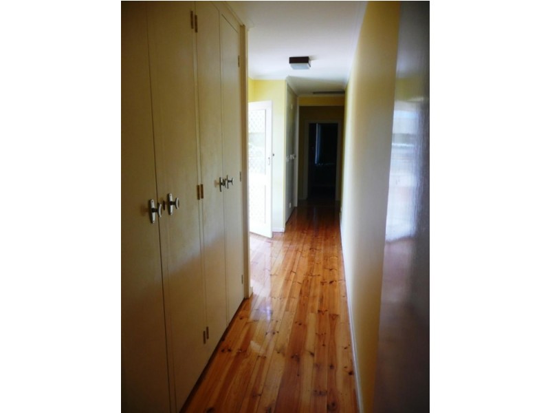 9 Lambeff Street, Ceduna SA 5690