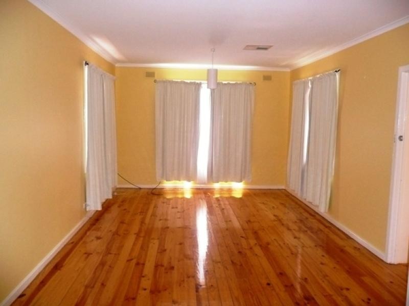 9 Lambeff Street, Ceduna SA 5690