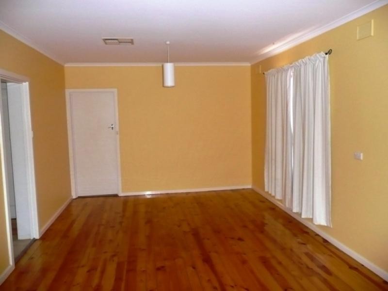 9 Lambeff Street, Ceduna SA 5690