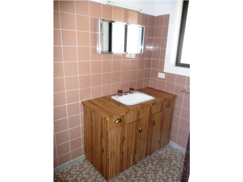 9 Lambeff Street, Ceduna SA 5690