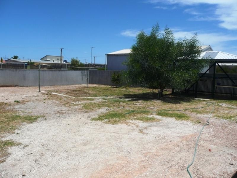 4 Gregor Street, Smoky Bay SA 5680