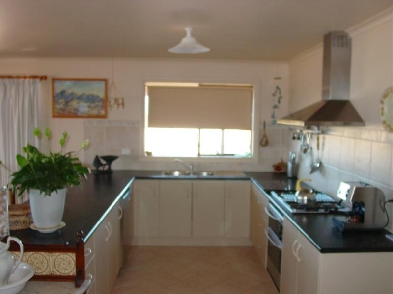 14 Seaview Rd. Perlubie, Streaky Bay SA 5680