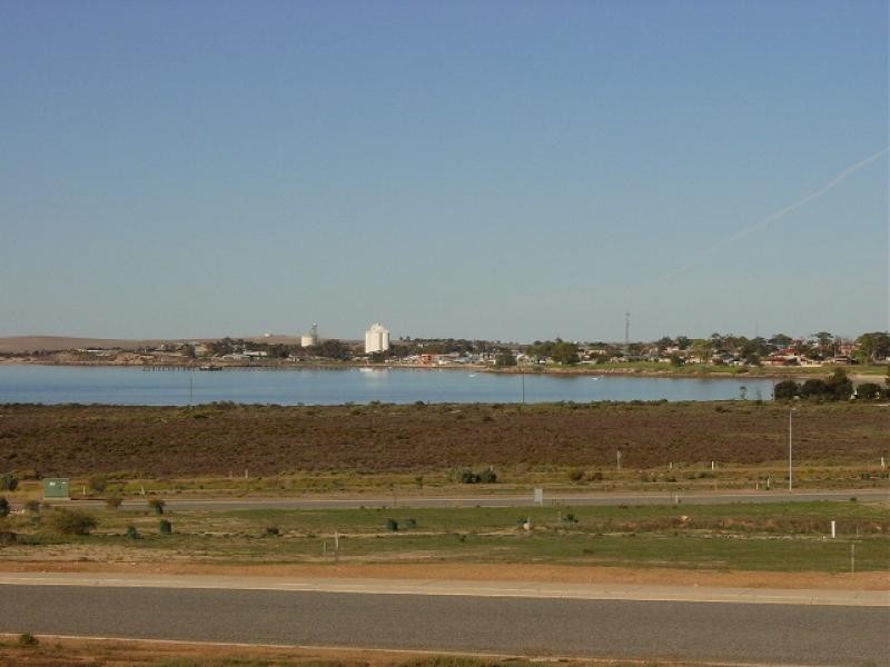 30 Oscar Williams Drive, Streaky Bay SA 5680