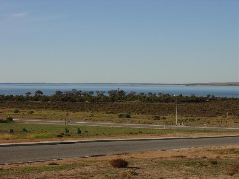 30 Oscar Williams Drive, Streaky Bay SA 5680