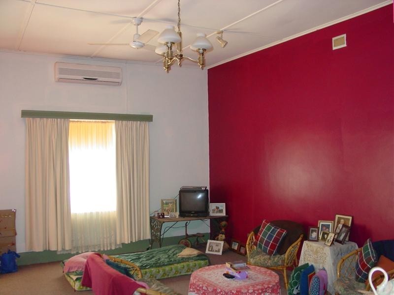 21 Wells St., Streaky Bay SA 5680