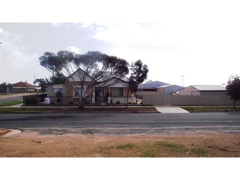 16 Linklater Street, Streaky Bay SA 5680
