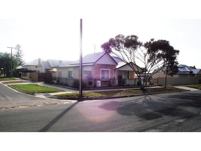 16 Linklater Street, Streaky Bay SA 5680