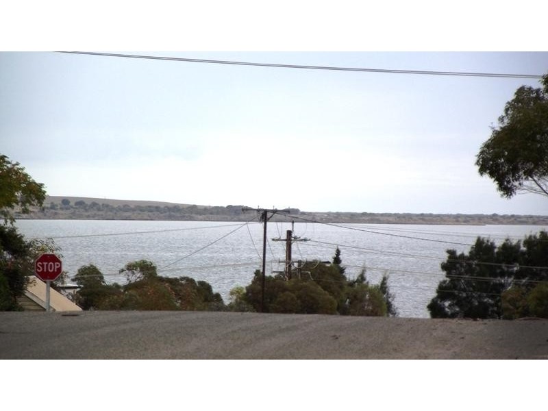18 Montgomerie Terrace, Streaky Bay SA 5680