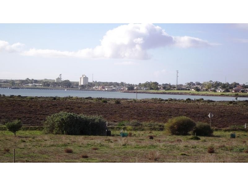 12 OSCAR WILLIAMS DRIVE, Streaky Bay SA 5680