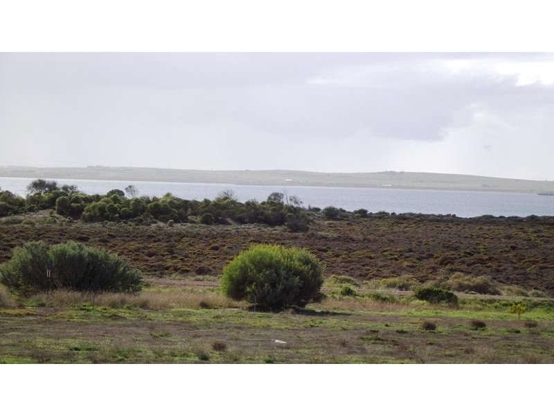 12 OSCAR WILLIAMS DRIVE, Streaky Bay SA 5680