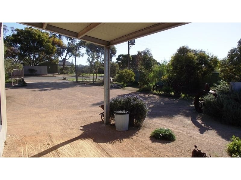 19 East Terrace, Streaky Bay SA 5680