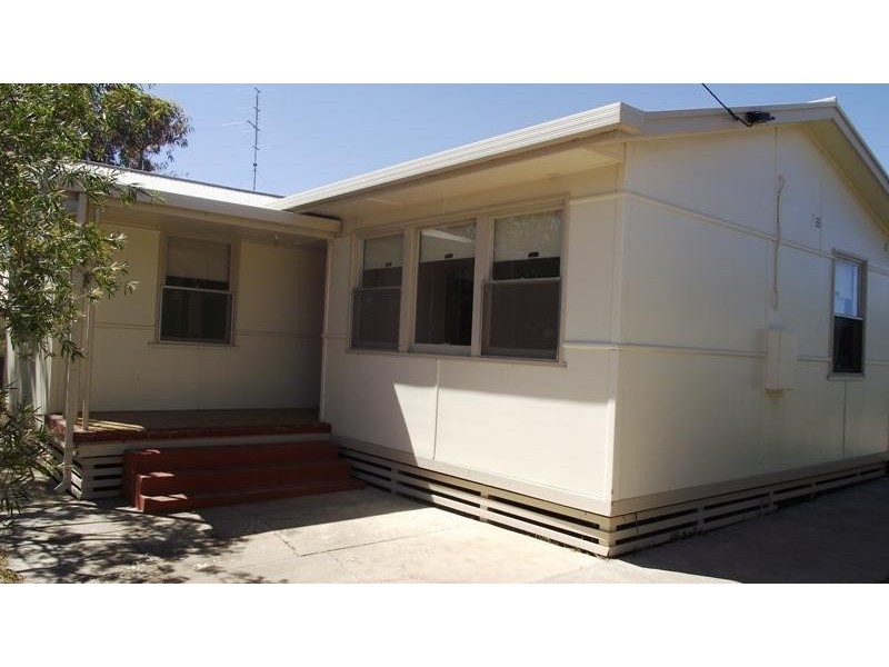 12 Centenary Road, Streaky Bay SA 5680