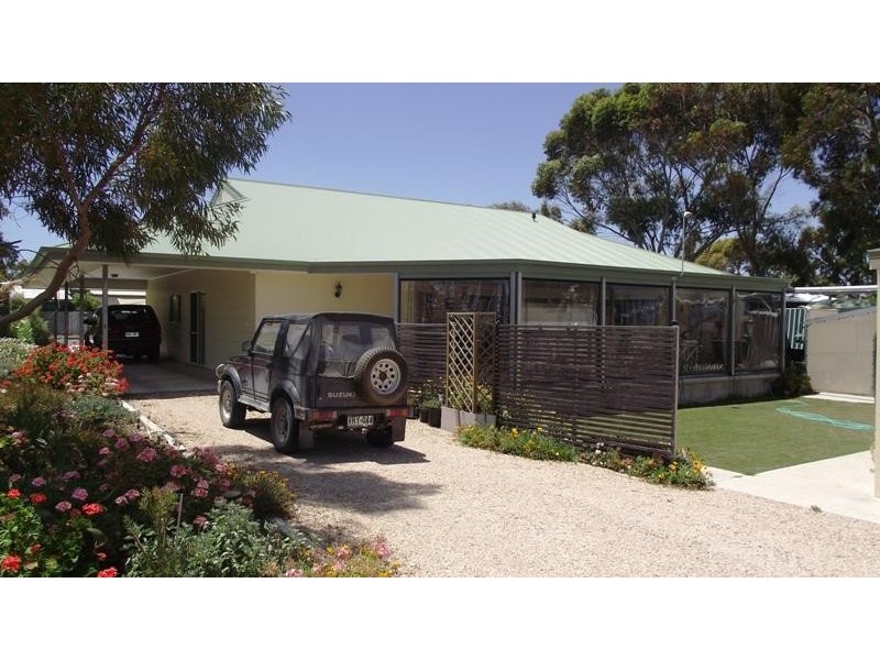 2 Elizabeth Street, Streaky Bay SA 5680