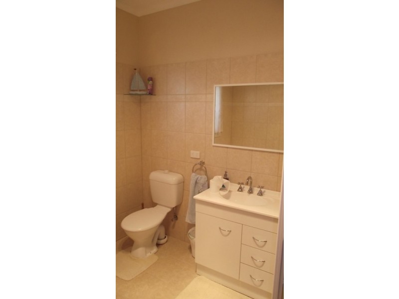 2 Elizabeth Street, Streaky Bay SA 5680