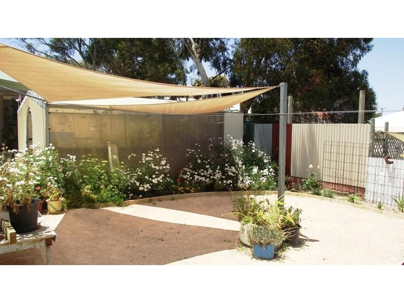 2 Elizabeth Street, Streaky Bay SA 5680