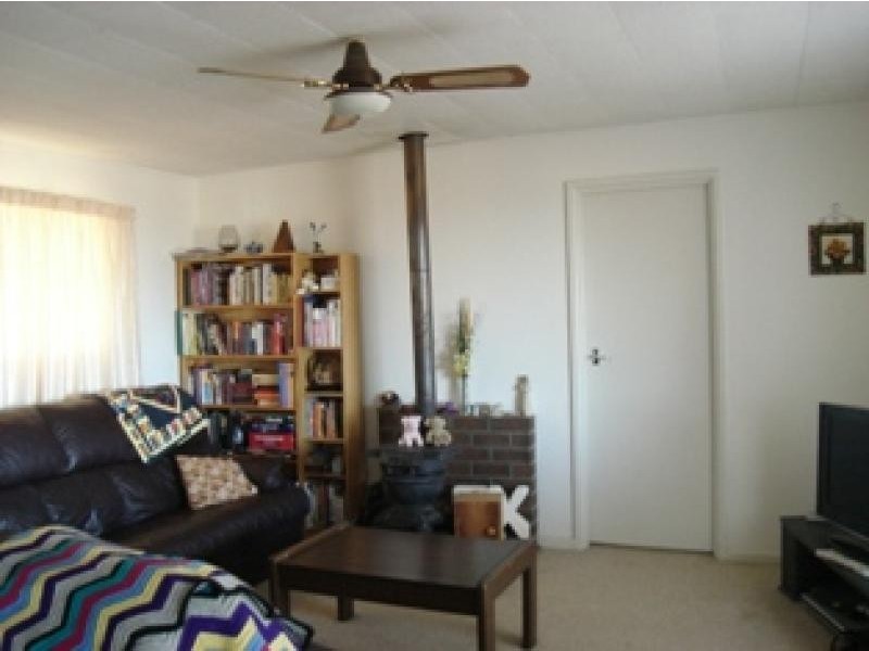 2 Flavel Drive, Cowell SA 5602