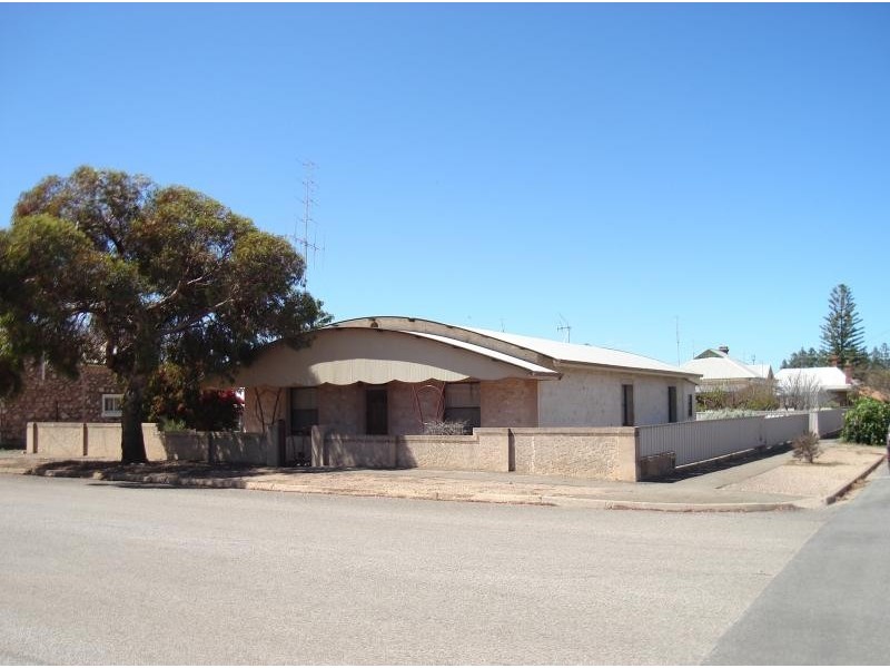 11 Fifth Street, Cowell SA 5602