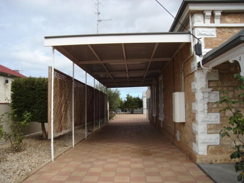 7 First Street, Cowell SA 5602