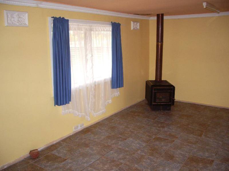 5 WARRANOOKE STREET, Willaura VIC 3379