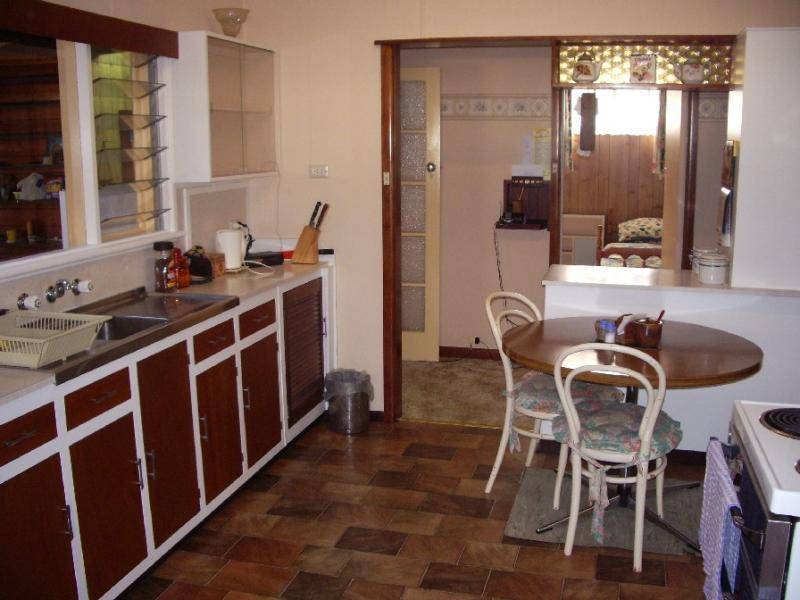 37 BYERLEY STREET, Elmhurst VIC 3469