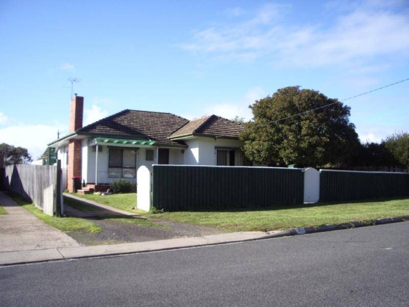 30 HEWITT STREET, Ararat VIC 3377