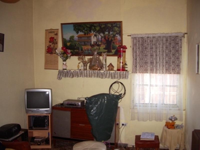 12 RUNDELL STREET, Ararat VIC 3377