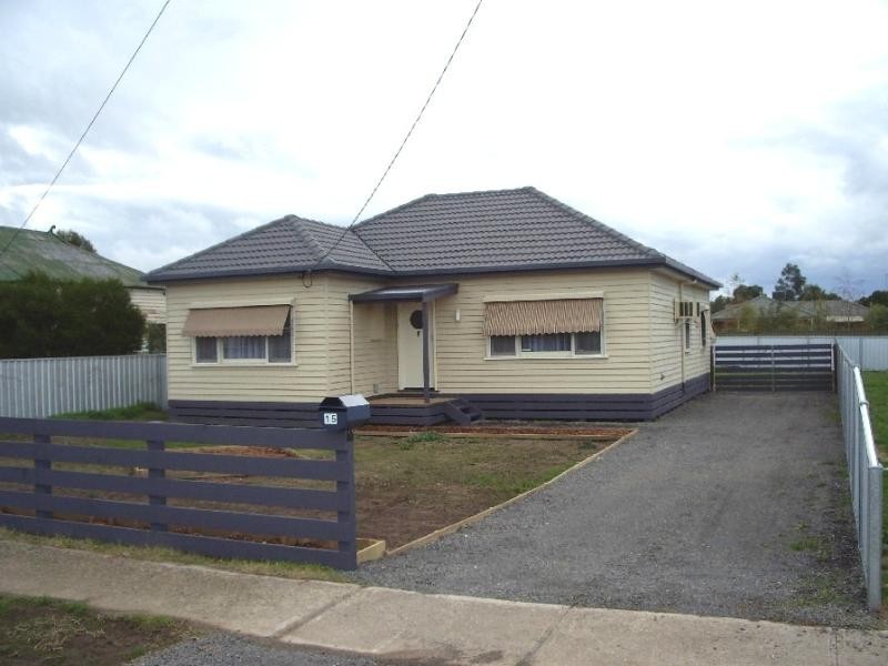 15 GRANO STREET, Ararat VIC 3377